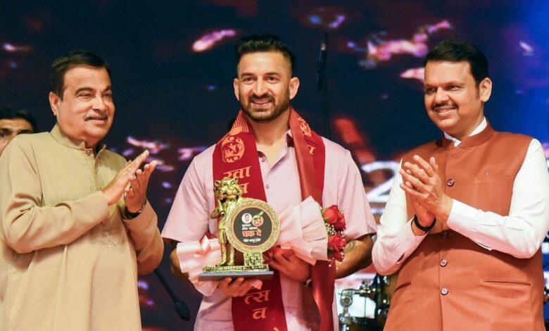 ‘Introspect and apologise,’ Devendra Fadnavis slams Rahul Gandhi over Maharashtra election allegations | Mint